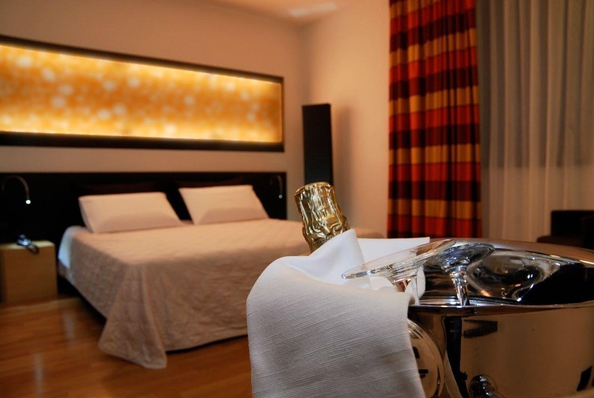 Sanlu Hotel Serrano Εξωτερικό φωτογραφία
