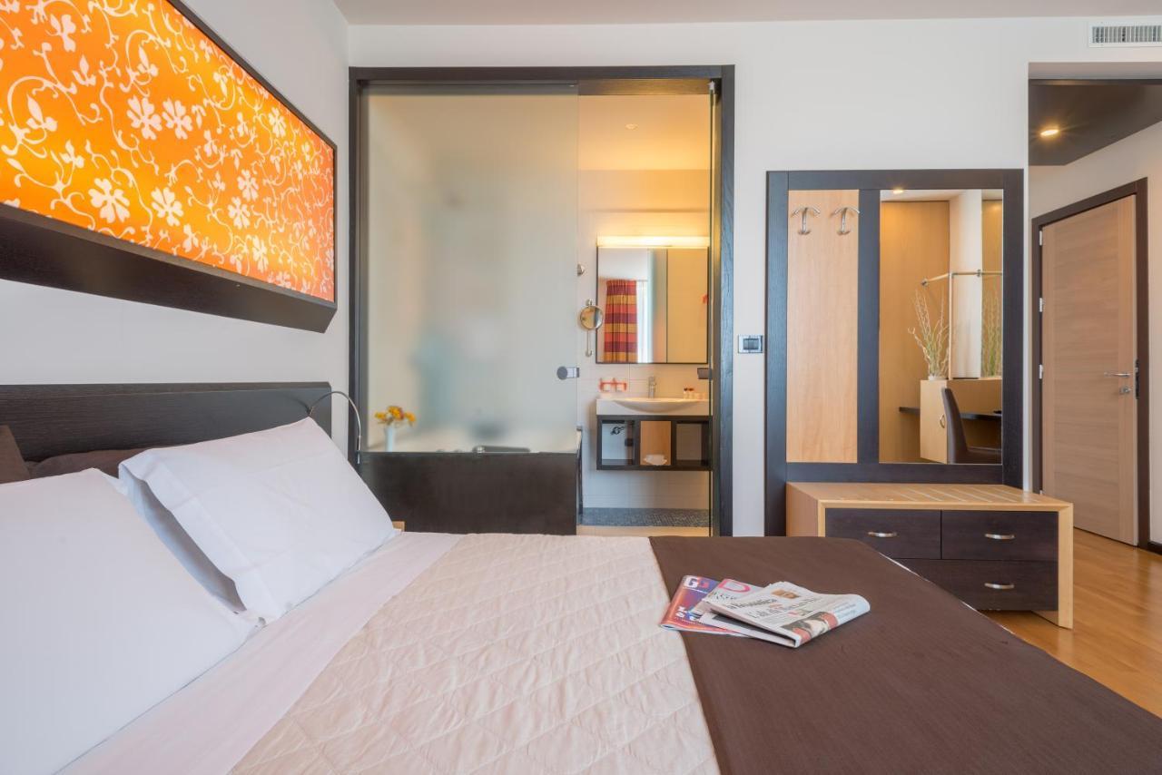 Sanlu Hotel Serrano Εξωτερικό φωτογραφία