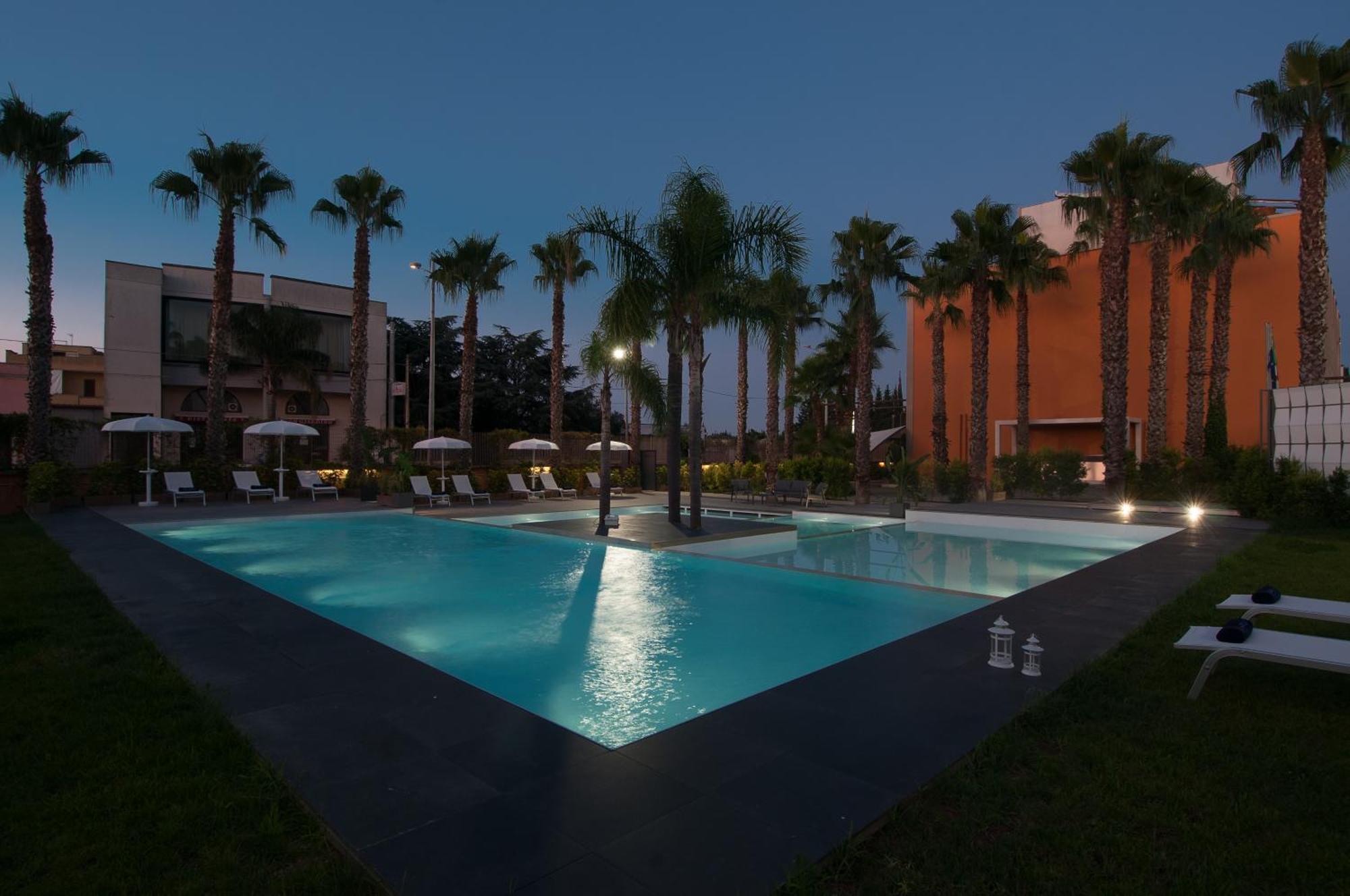 Sanlu Hotel Serrano Εξωτερικό φωτογραφία
