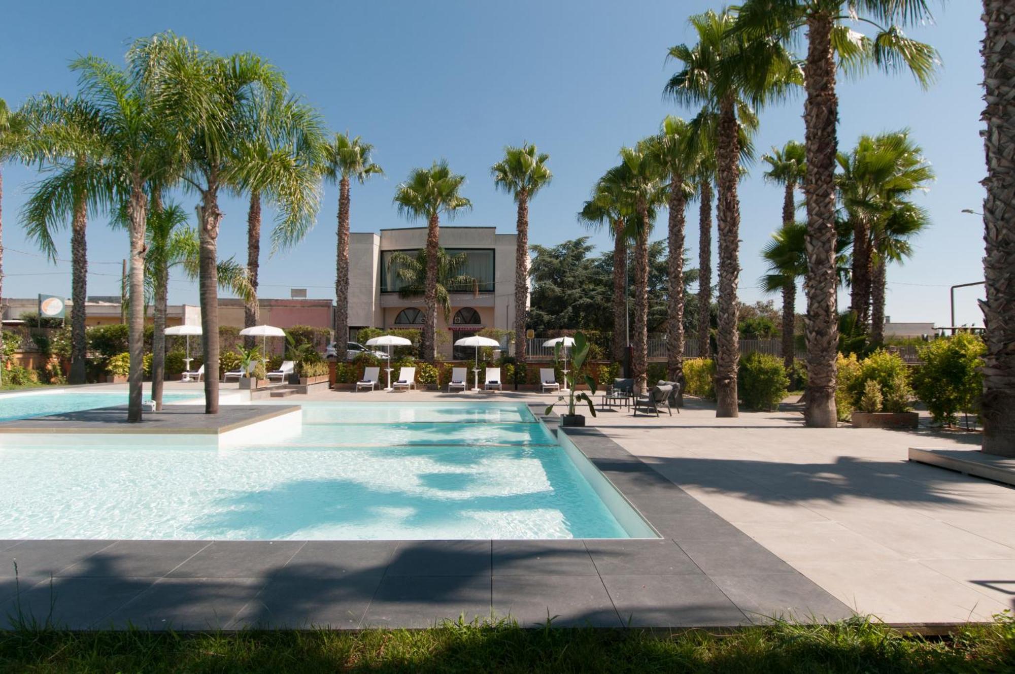 Sanlu Hotel Serrano Εξωτερικό φωτογραφία
