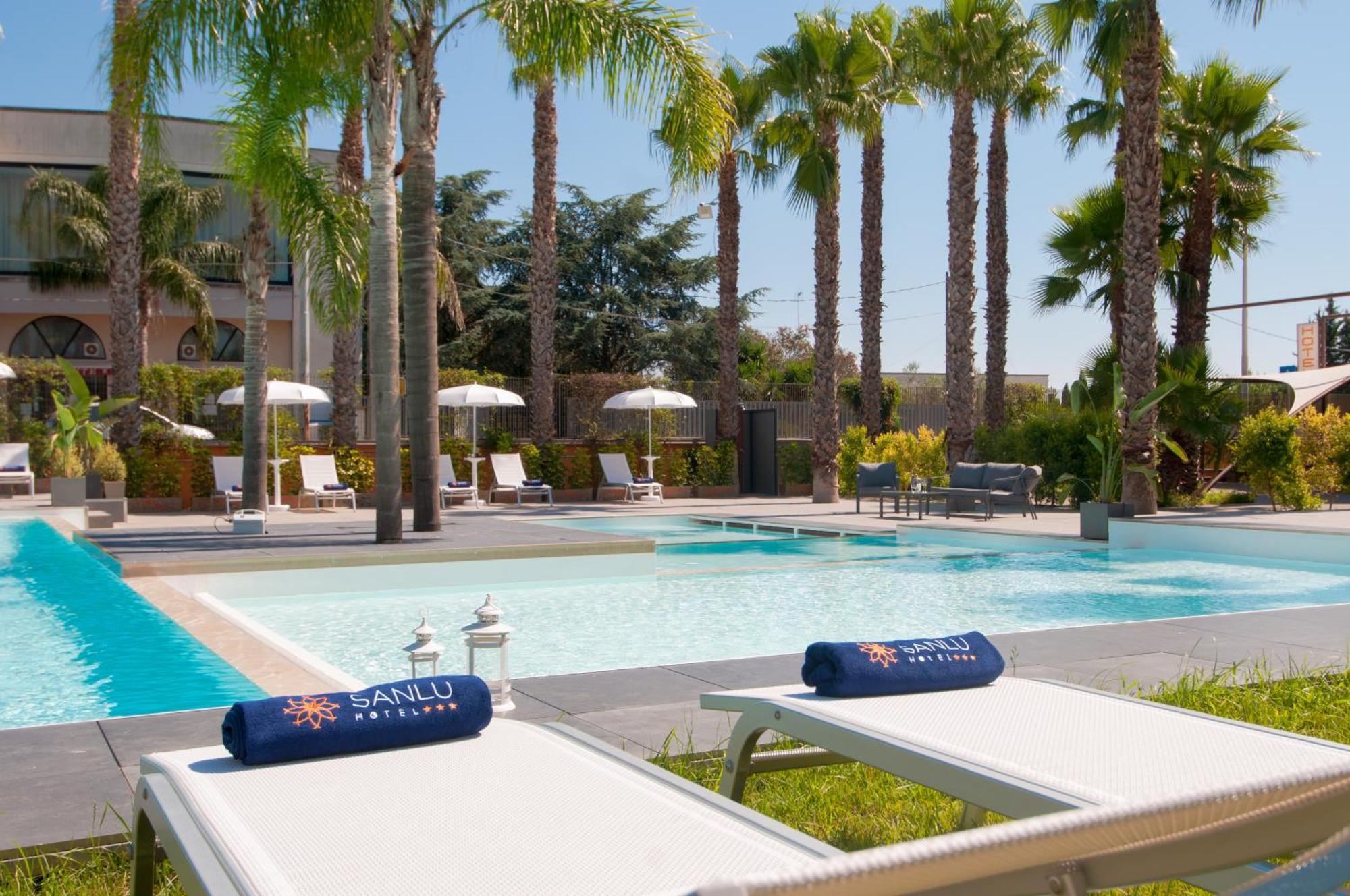 Sanlu Hotel Serrano Εξωτερικό φωτογραφία